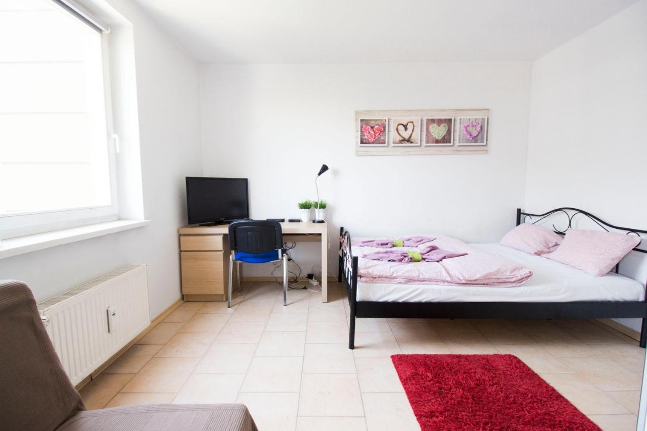 Happy Apartments - Economy วรอตซวาฟ ภายนอก รูปภาพ