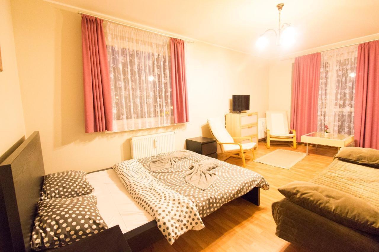 Happy Apartments - Economy วรอตซวาฟ ภายนอก รูปภาพ