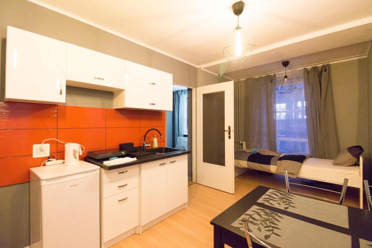 Happy Apartments - Economy วรอตซวาฟ ภายนอก รูปภาพ